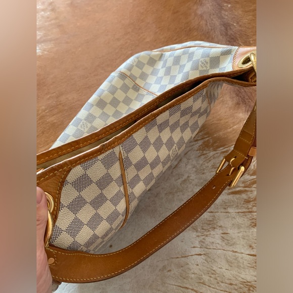 Authentic Louis Vuitton Azur Purse - Picture 13 of 16